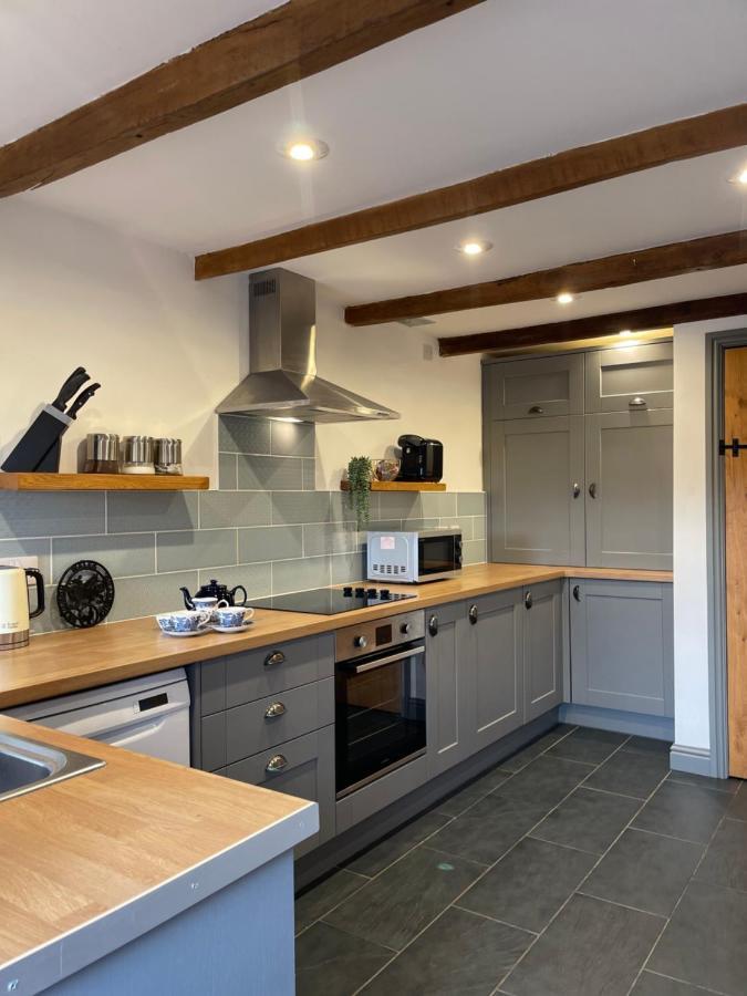 Cilhendre Holiday Cottages - The Dairy Swansea Eksteriør bilde