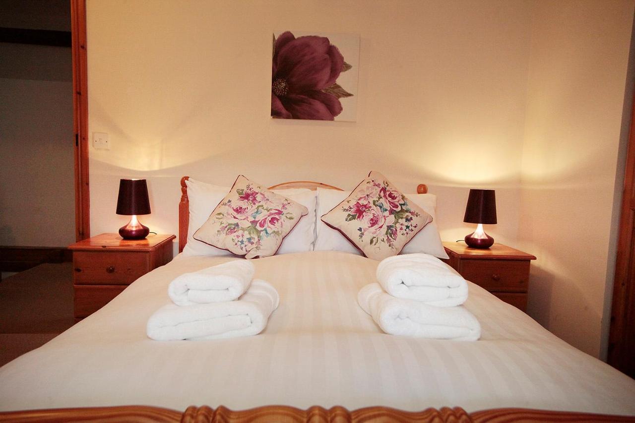 Cilhendre Holiday Cottages - The Dairy Swansea Eksteriør bilde